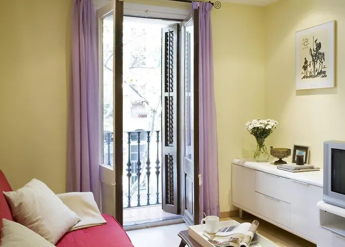 Ferienwohnung Fuer 3 Personen Ca 50 Qm In Barcelona-Eixample, Costa Brava Costa Del Maresme